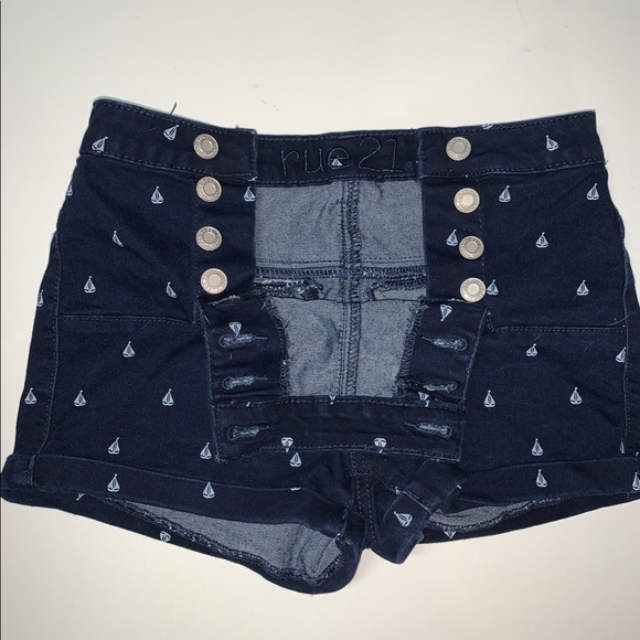 Navy blue jean shorts - Picture 2 of 3